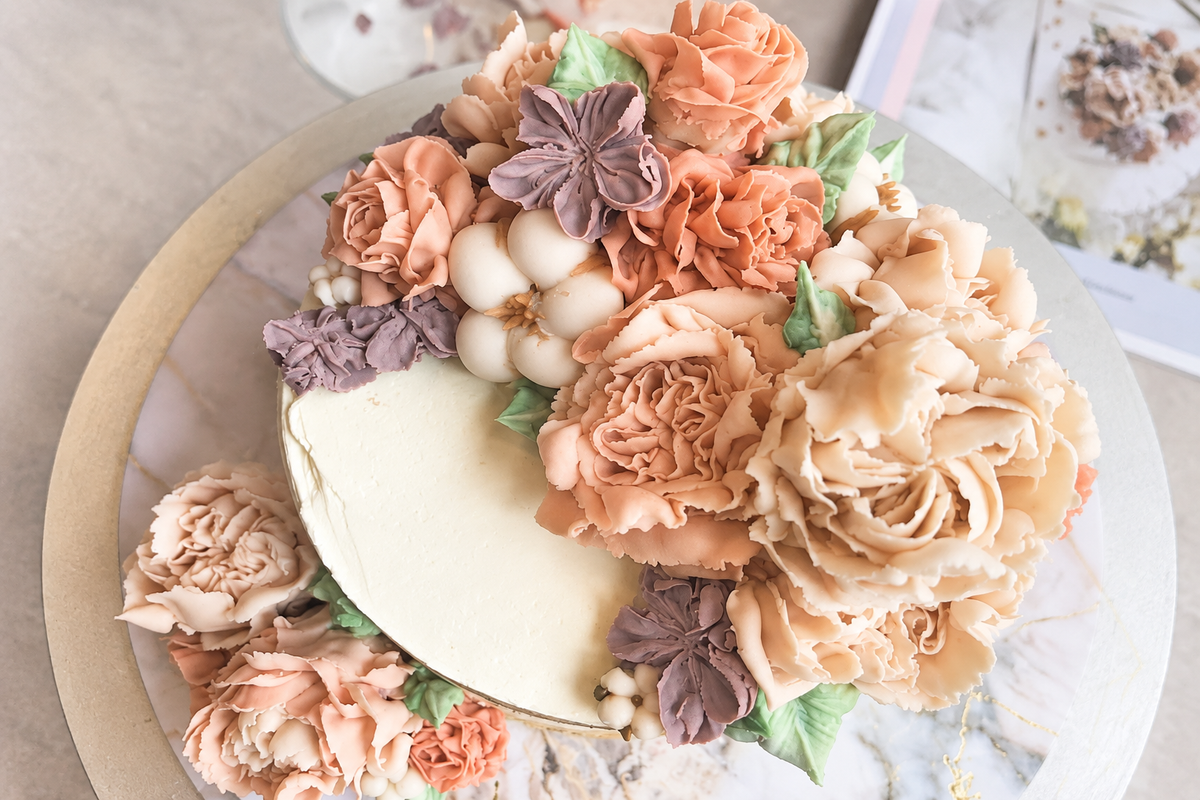Korean buttercream flower cake by Kekki Cakery