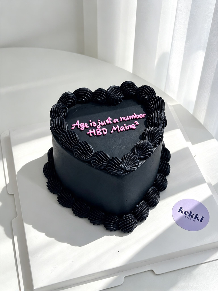 Classic Ribbon Cake piping design 4
