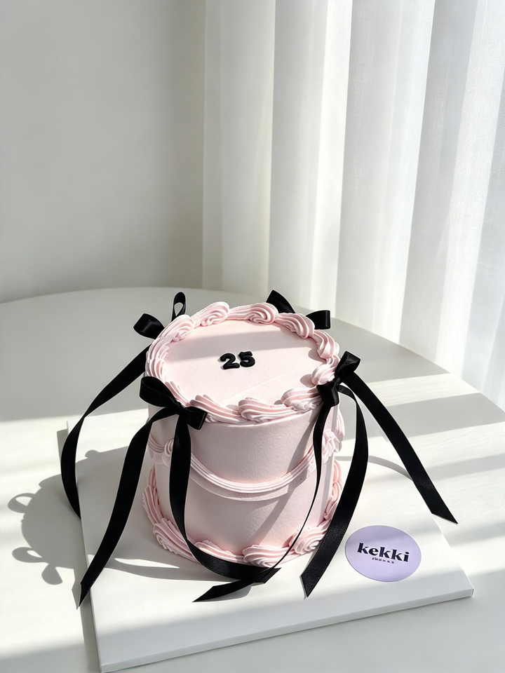 Classic Ribbon Cake piping design 5