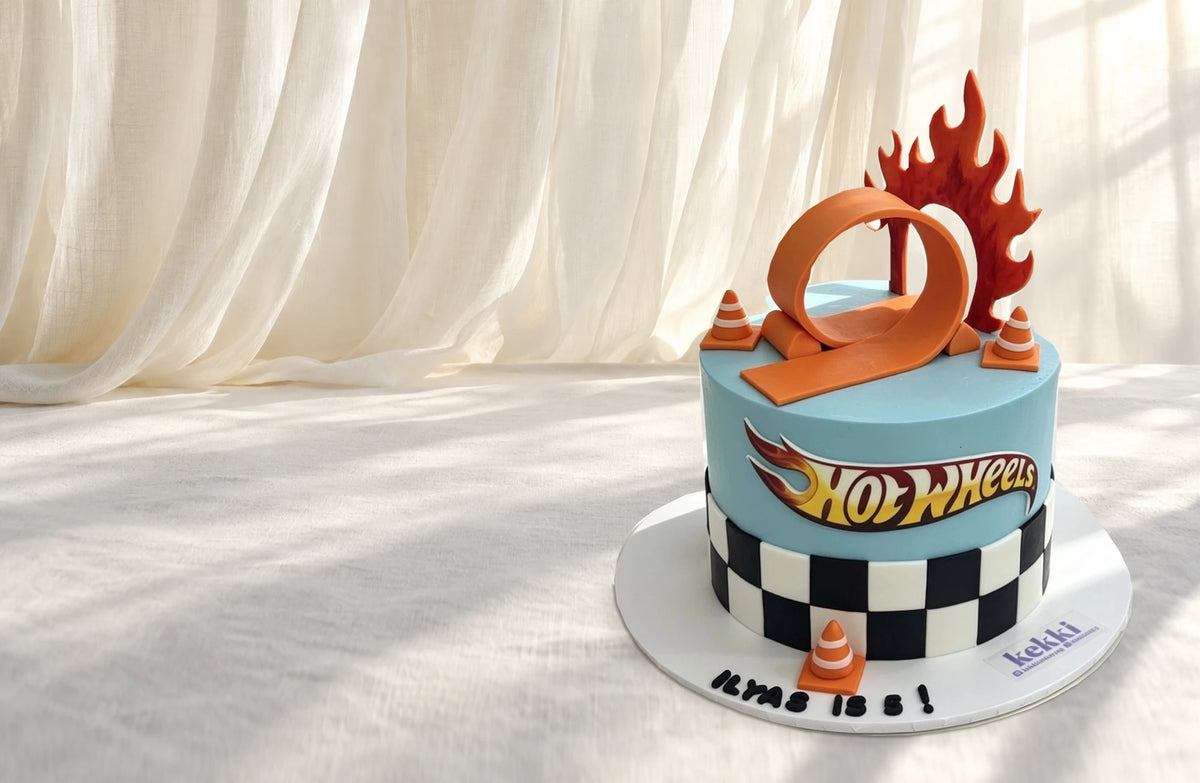 Kekki hot wheels custom cake